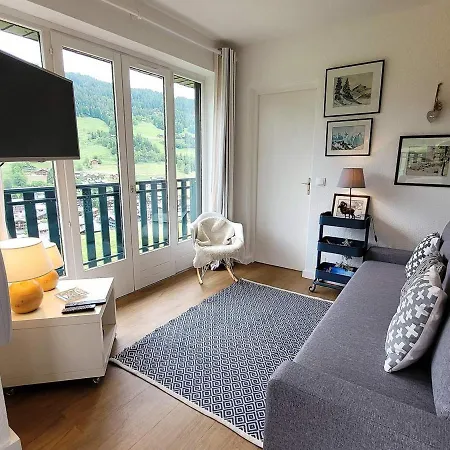 Skis Aux Pieds Avec Piscine, Renove Et Confortable - Fr-1-598-18 Apartment Les Gets