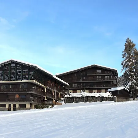 Skis Aux Pieds Avec Piscine, Renove Et Confortable - Fr-1-598-18 Apartment *